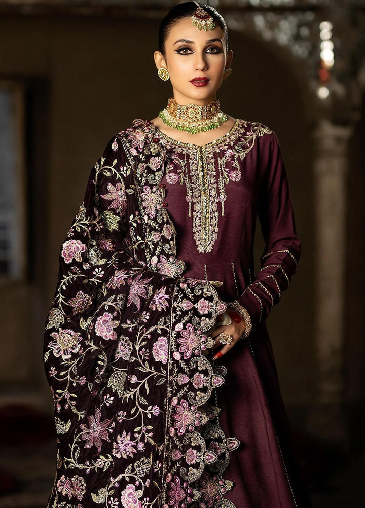 Imrozia Premium Embroidered Velvet Shawl I.S.S-08 - Women Shawls