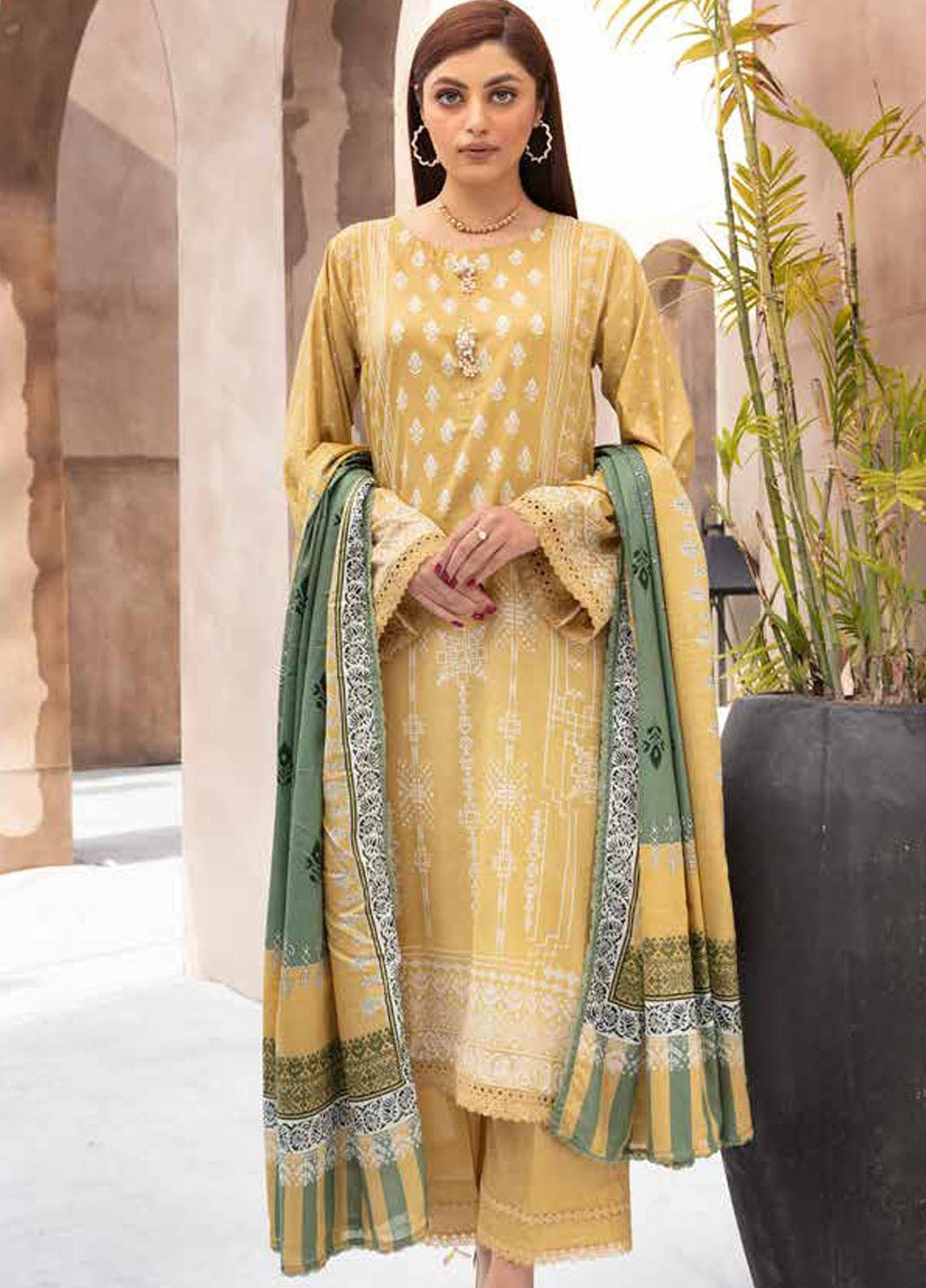 Jhalak By Ittehad Textiles Printed Lawn Suits Unstitched 3 Piece ITD22JS LF-JL1-2202B - Summer Collection
