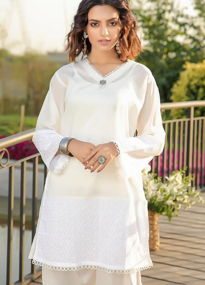 Ittehad Textiles Printed Lawn Stitched Kurties DL-SM21-10 White