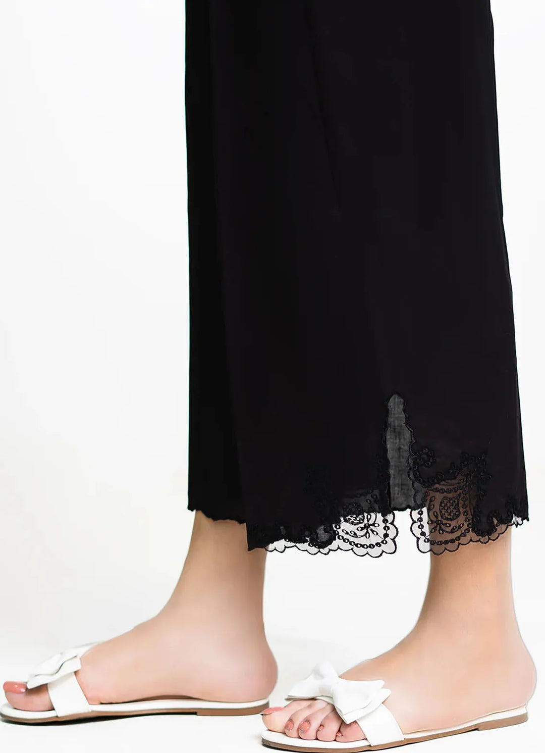 Izel Casual Cotton Chopped Pants T-07