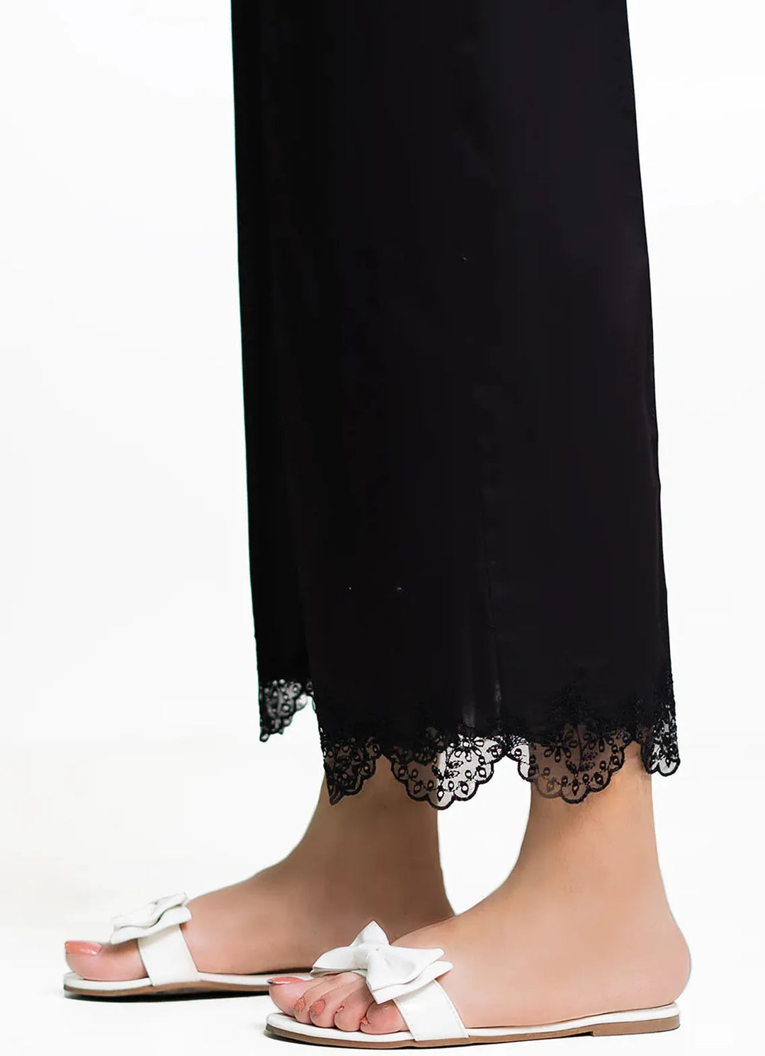 Izel Casual Cotton Chopped Pants T-11