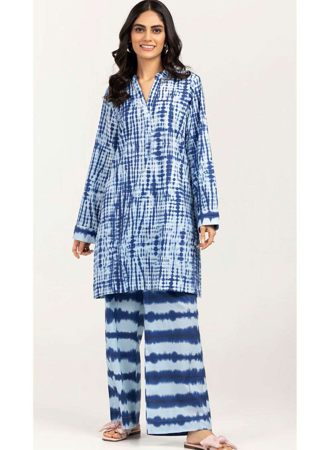Gul Ahmed Luxury Pret Printed Cambric 2 Piece Suit GA21K WGK-LWS-DP-256