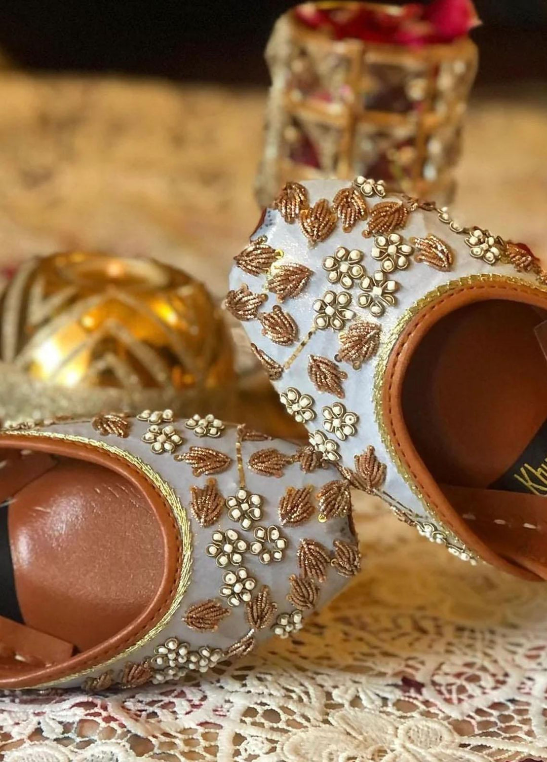 Khussa Darbar Festive Style   Khussa Asmaan (Silver)