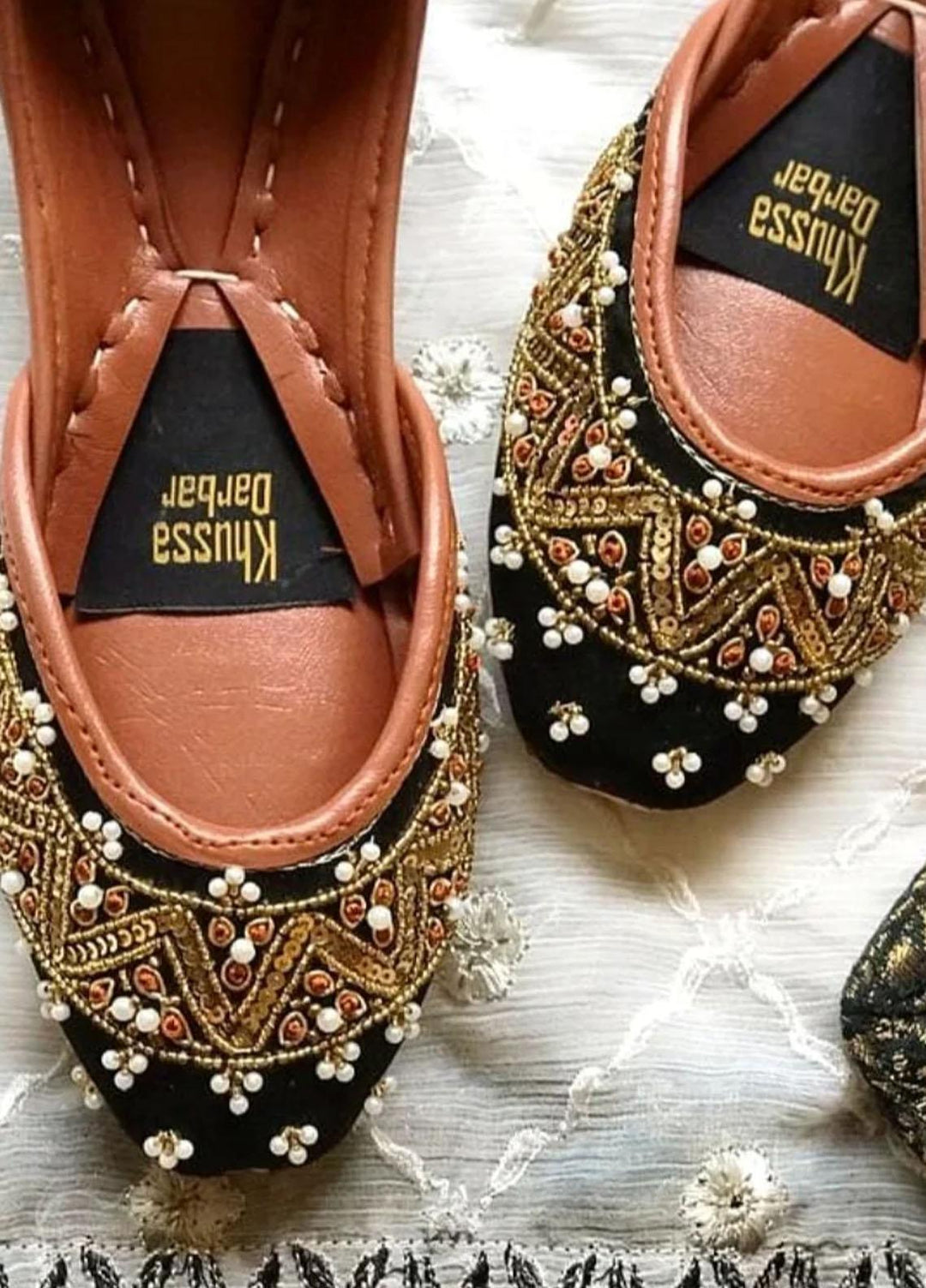 Khussa Darbar Festive Style   Khussa Dulaari (Black)