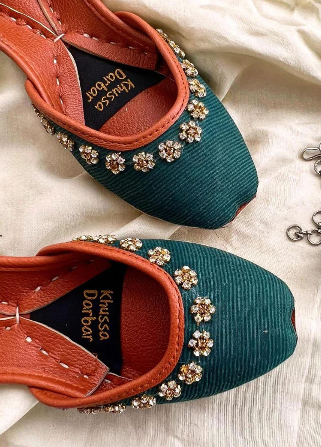 Khussa Darbar Festive Style   Khussa Pine