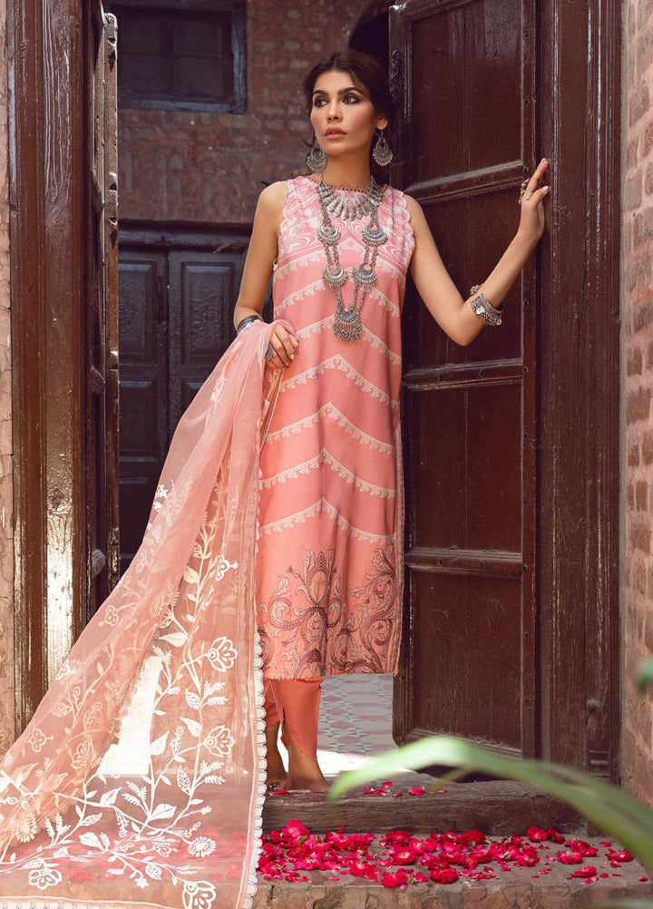 Kinaar by Shiza Hassan Embroidered Lawn Suits Unstitched 3 Piece SH21KN NEHAL - Luxury Collection