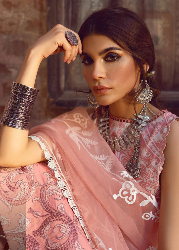 Kinaar by Shiza Hassan Embroidered Lawn Suits Unstitched 3 Piece SH21KN NEHAL - Luxury Collection