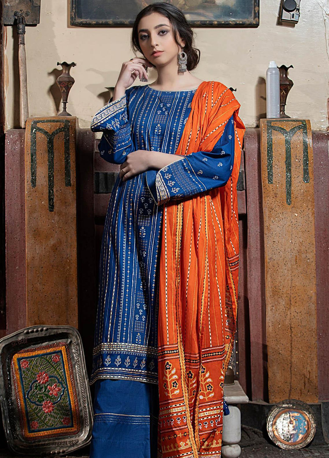 Lakhany Printed Lawn Stitched 3 Piece Suit LSM-2151