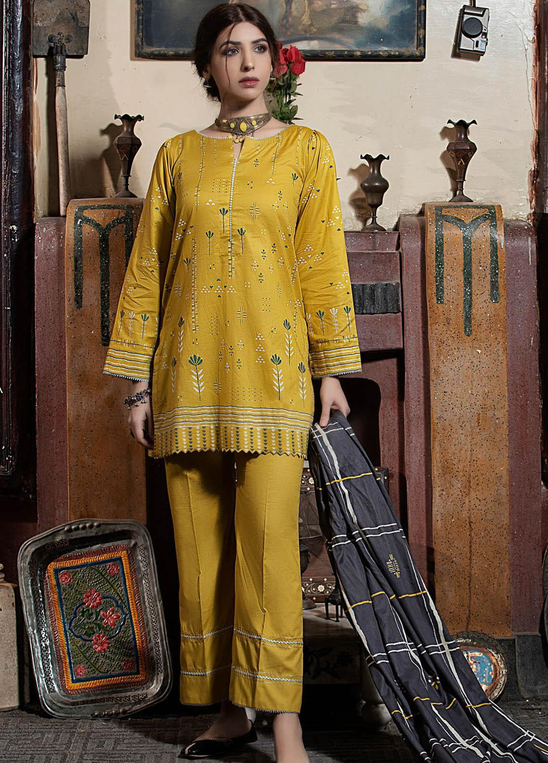 Lakhany Printed Lawn Stitched 3 Piece Suit LSM-2155