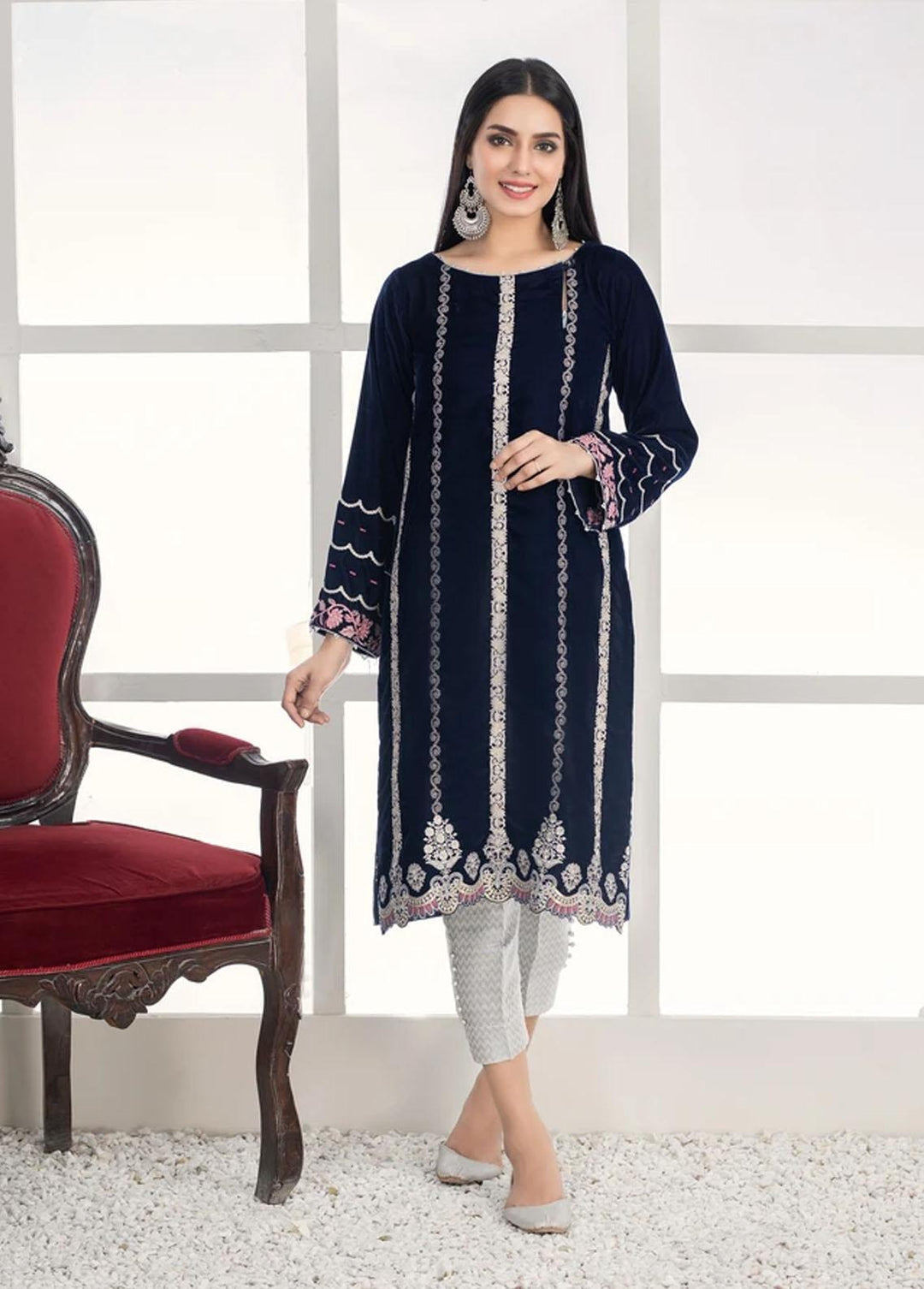Lakhany Pret Embroidered Velvet Kurti LSM21-V2 LSM-2436