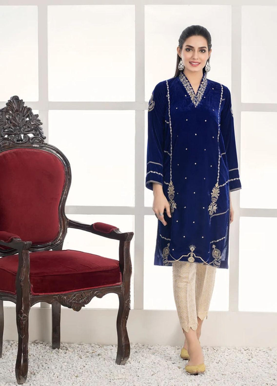 Lakhany Pret Embroidered Velvet Kurti LSM21-V2 LSM-2449