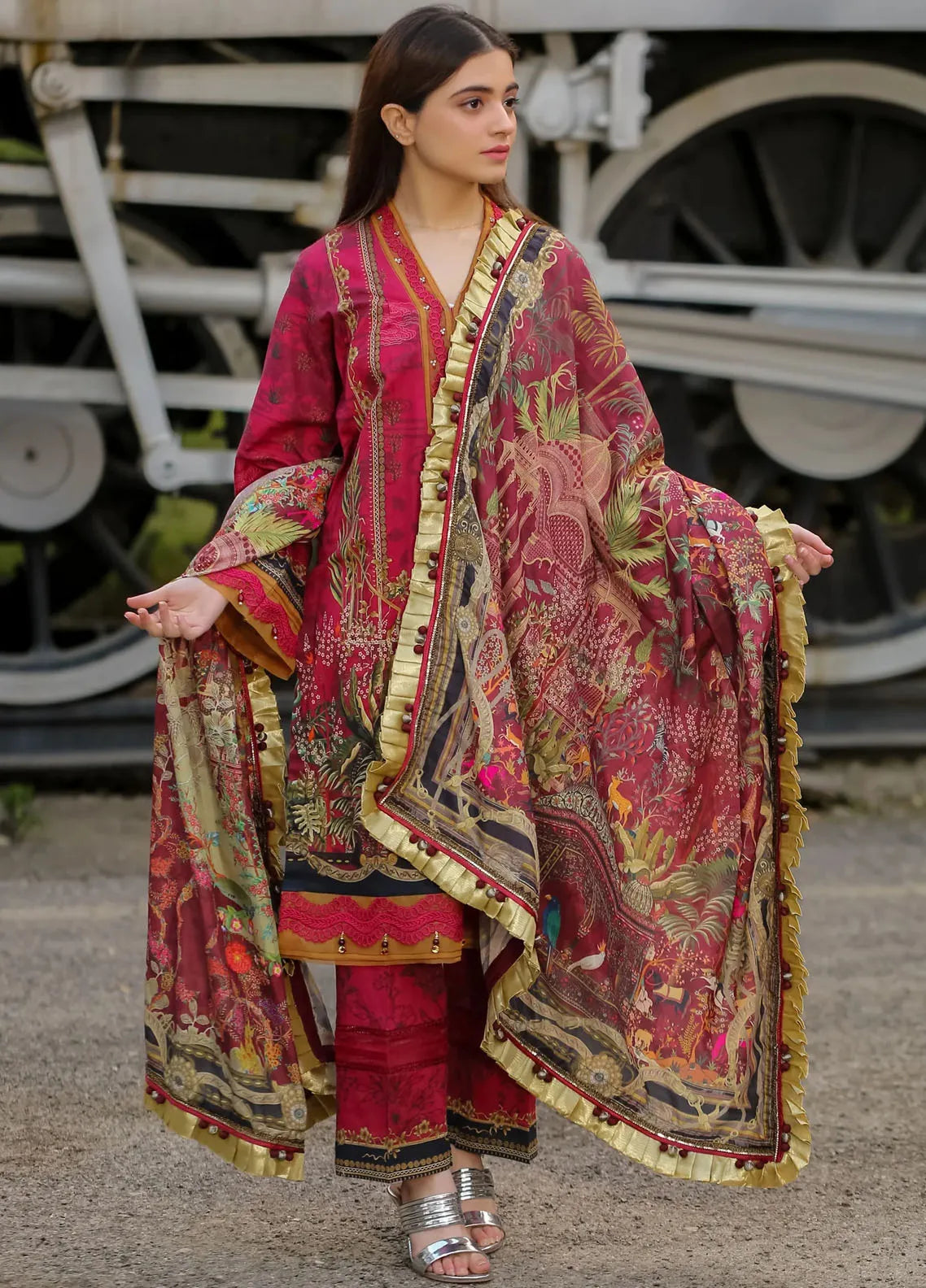 Lamorado Embroidered Cotton Net Suits Unstitched 3 Piece LMD25UF LWSU-25FE304 - Festive Collection