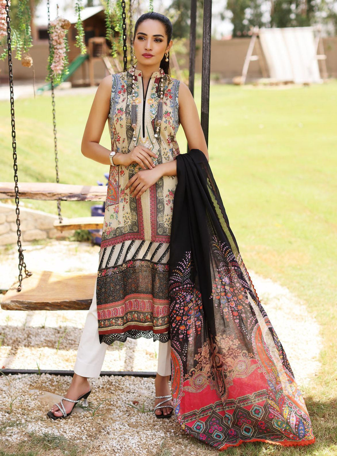 Lila By Sable Vogue Embroidered Lawn Suits Unstitched 3 Piece SV22L SAL-03-A - Summer Collection