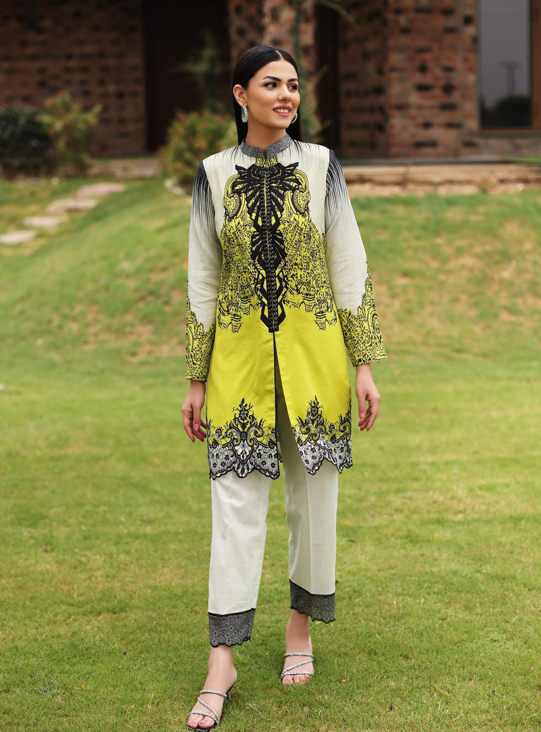 Lila By Sable Vogue Embroidered Lawn Suits Unstitched 2 Piece (Trouser) SV22L SAL-07-A - Summer Collection
