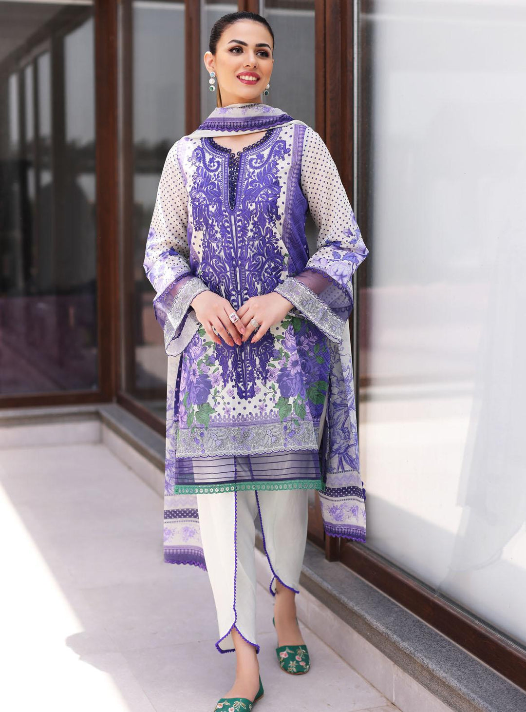 Lila By Sable Vogue Embroidered Lawn Suits Unstitched 2 Piece SV22L SAL-14-B - Summer Collection