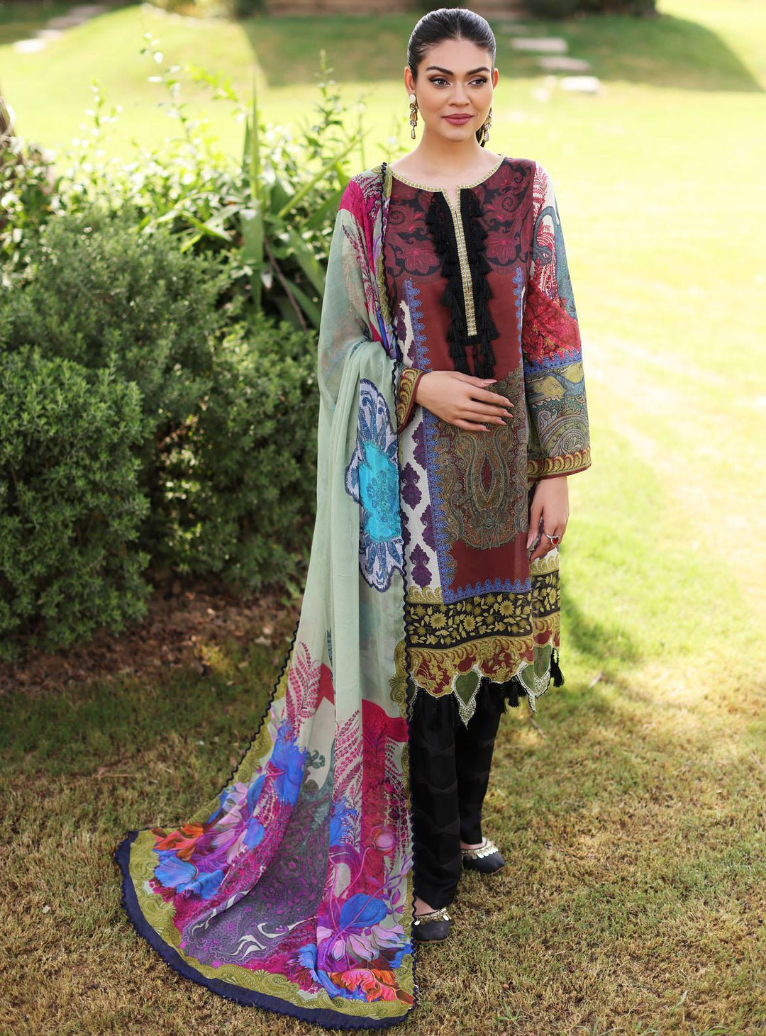 Lila By Sable Vogue Embroidered Lawn Suits Unstitched 2 Piece SV22L SAL-21 B - Summer Collection