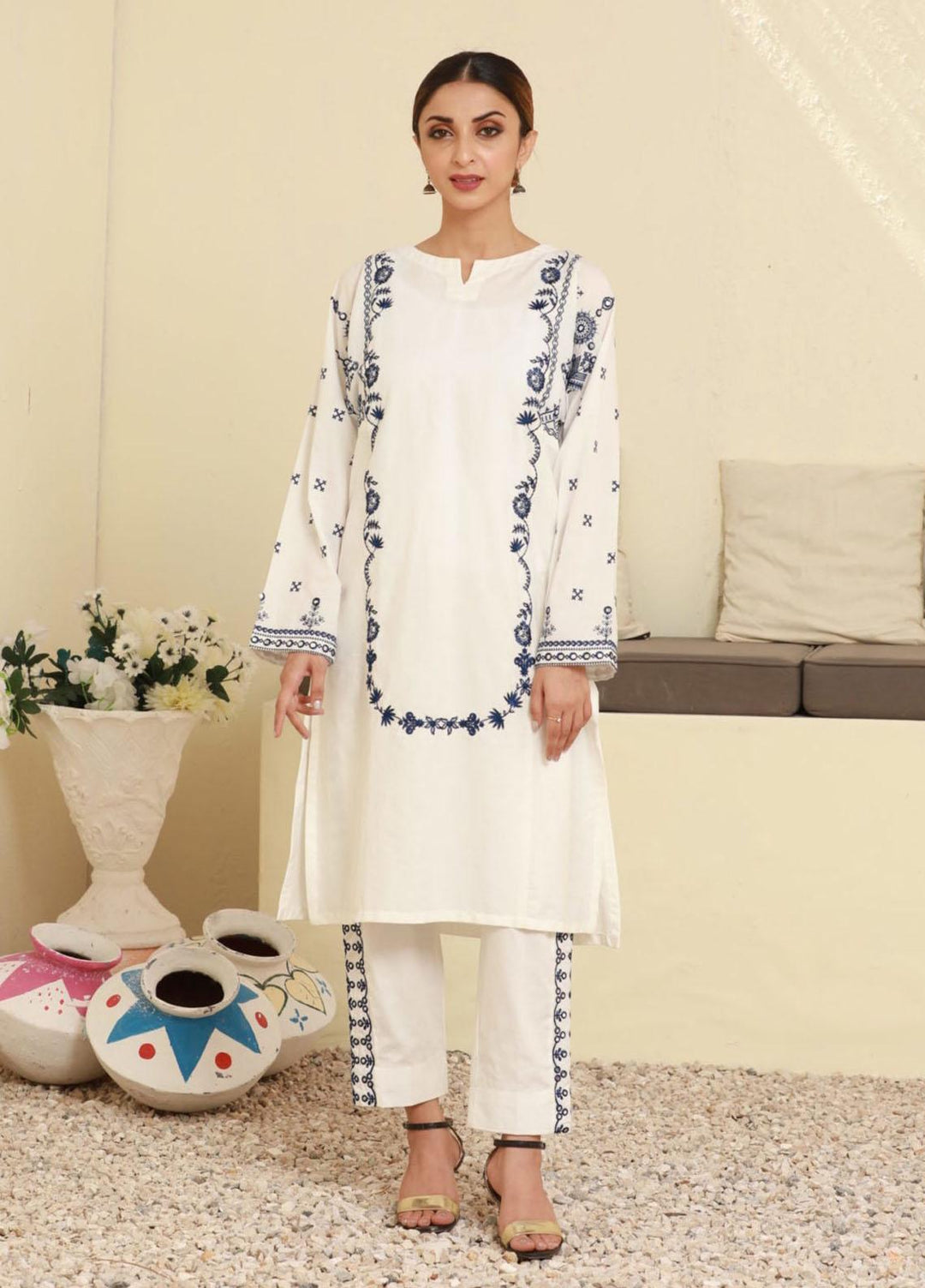 Luxeurs Casual Pret Cotton 2 Piece Suit LX22RTW White Suzani