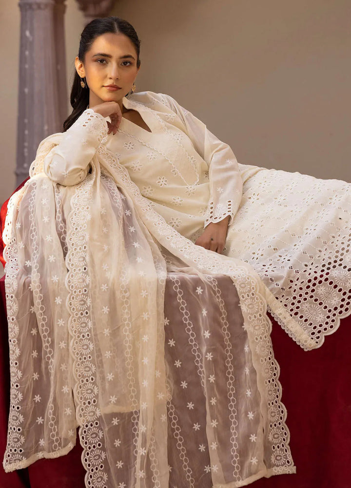 Mahees Aghaz by Riaz Arts Embroidered Lawn Suits Unstitched 3 Piece RA25AM D-03 Essential - Summer Collection