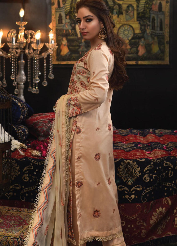 Mahnur Embroidered Lawn Suits Unstitched 3 Piece MN23L D-10 - Luxury Summer Collection