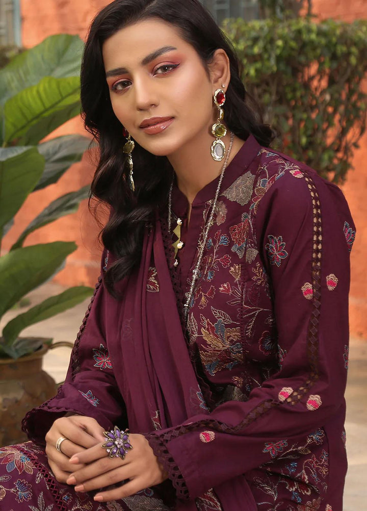 Mahnur Embroidered Lawn Suits Unstitched 3 Piece MN23L-V2 D-02 - Summer Collection
