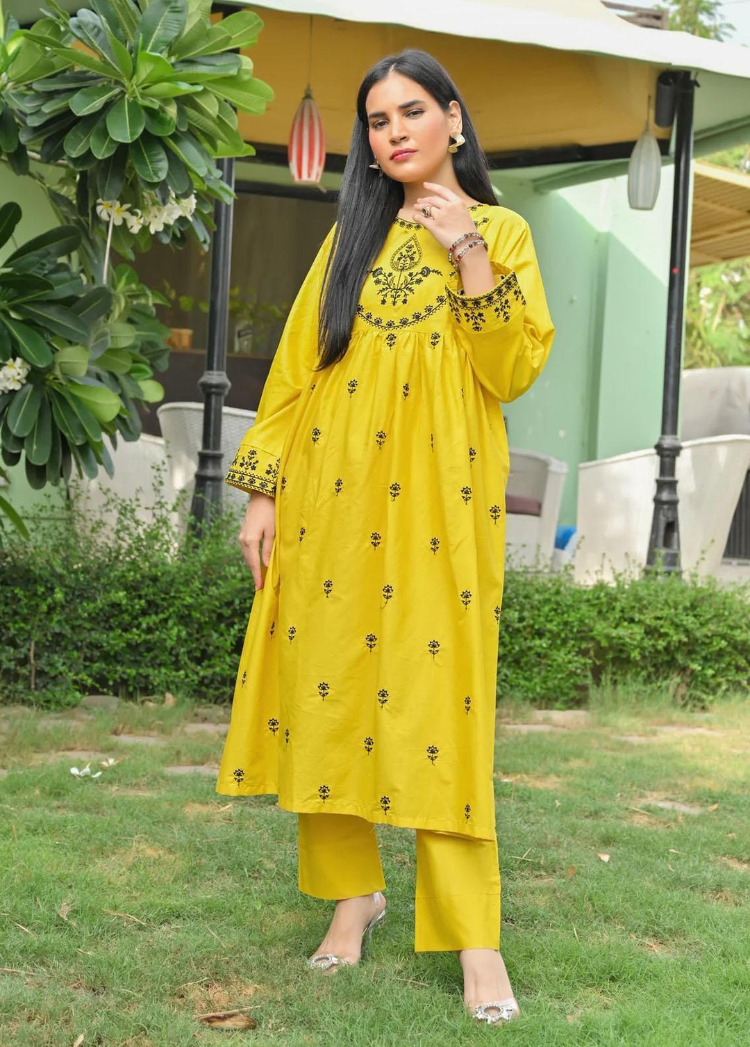 MAK Fashion Pret Embroidered Cotton 2 Piece Suit PHOOL