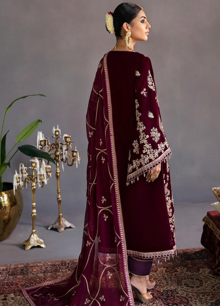 Makhmal By Emaan Adeel Embroidered Velvet Suits Unstitched 3 Piece EA23MK MK-04 Hayal - Luxury Winter Collection