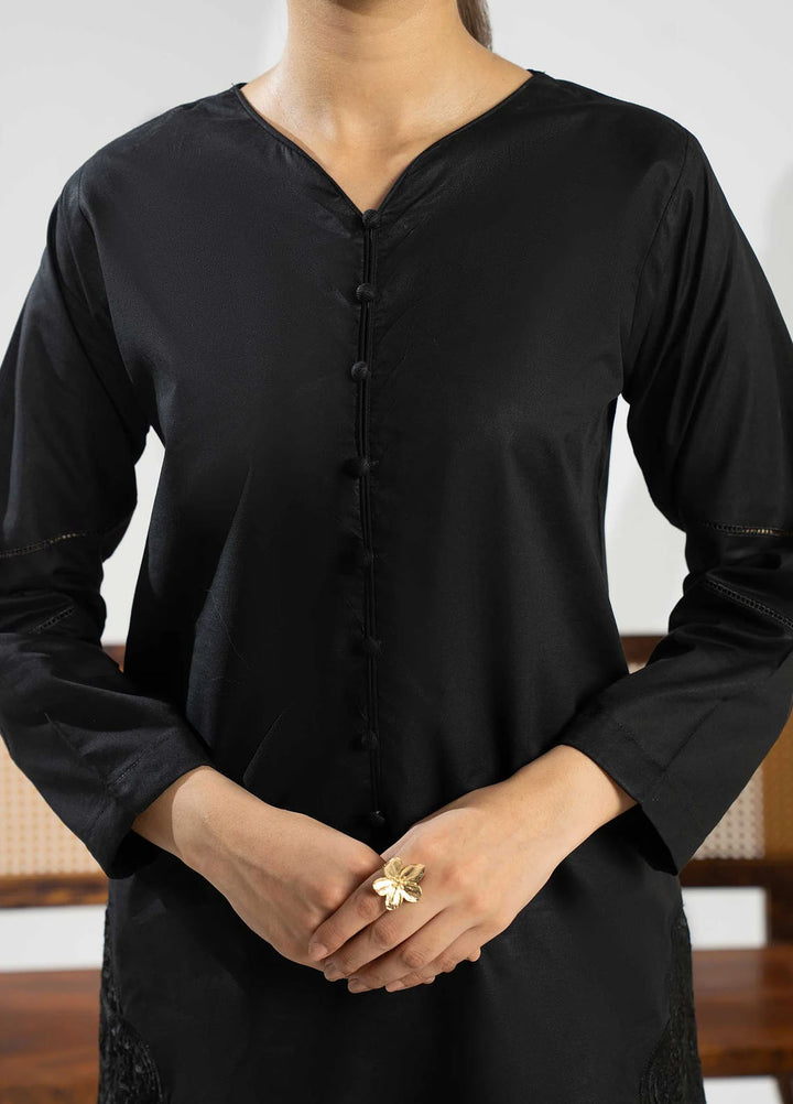 Mannat Clothing Pret Embroidered Lawn 3 Piece Suit Vanta