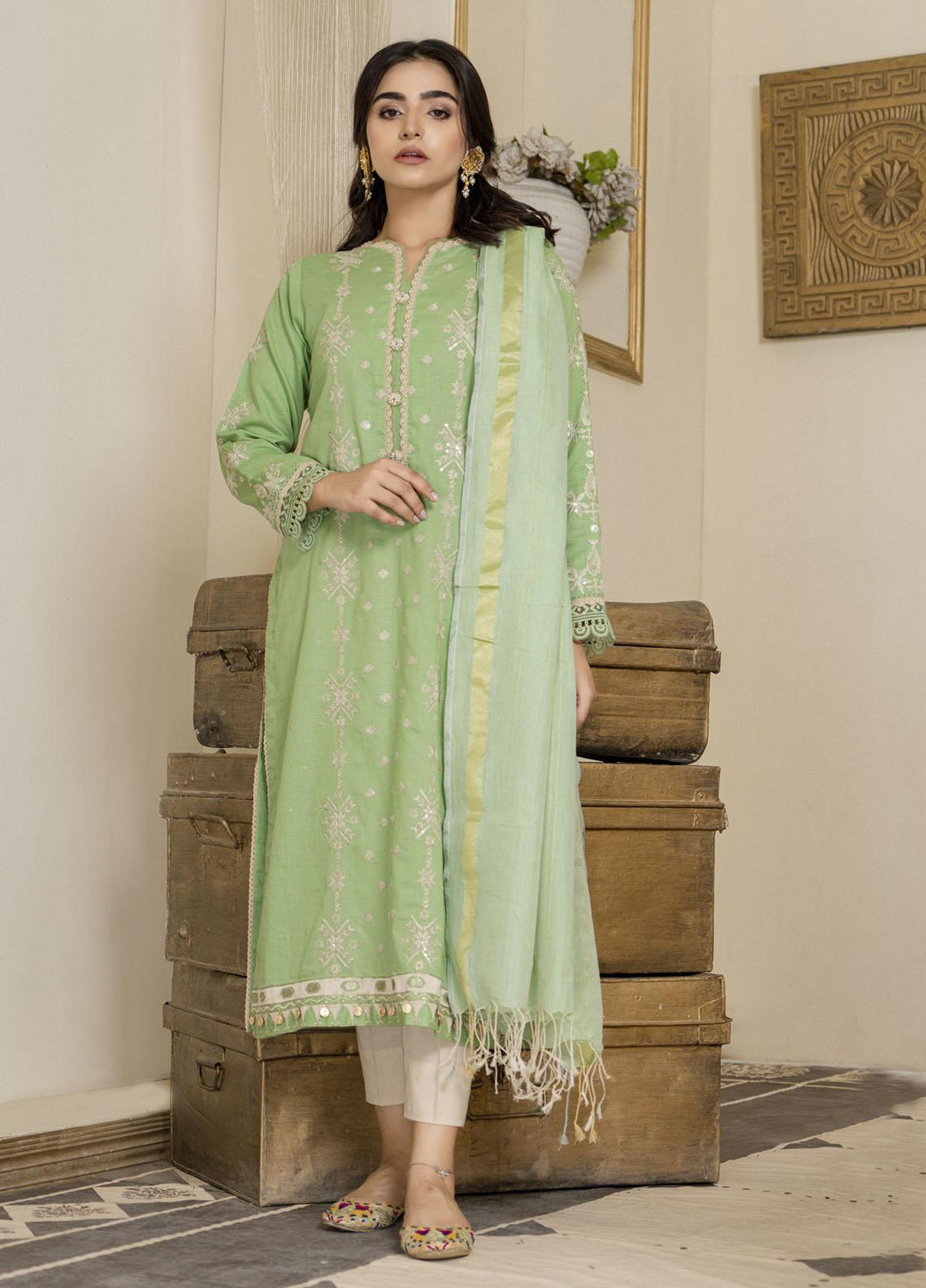 Maroon by Iqra Chaudhry Luxury Pret  Lawn 3 Piece Suit Mahnush