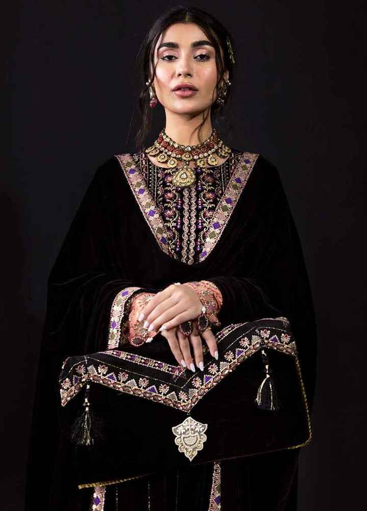 Maya by Nureh Embroidered Velvet Suits Unstitched 3 Piece NU22MV NV-17 Sitara - Luxury Collection