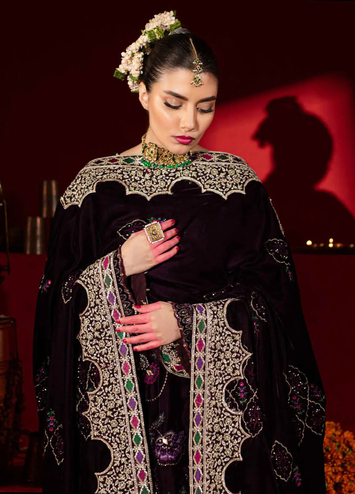 Maya By Nureh Embroidered Velvet Suit Unstitched 3 Piece NU24MV NW-91 - Luxury Collection