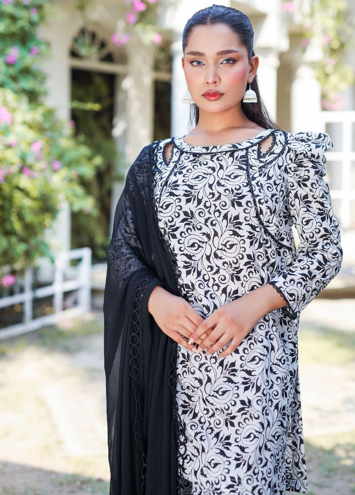 Minahil Printed Lawn Suits Unstitched 2 Piece MC-L-0220 - Summer Collection