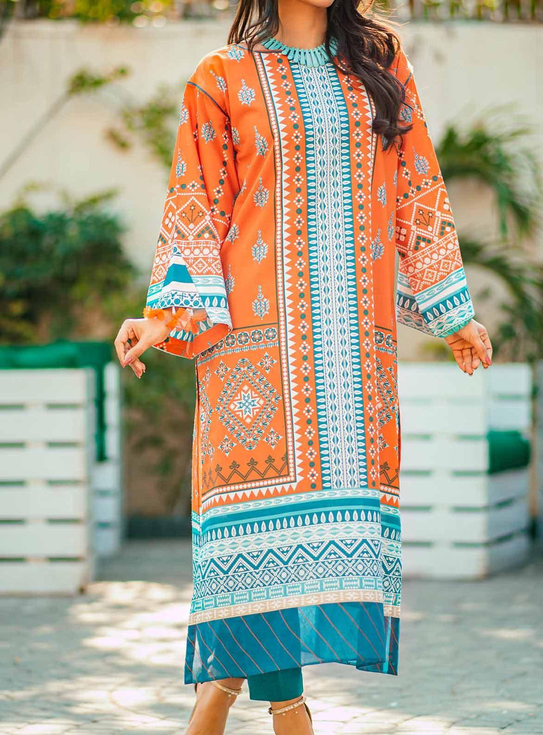 Mizaj Printed Lawn Unstitched Kurti MZ22S S1L-220135 - Summer Collection