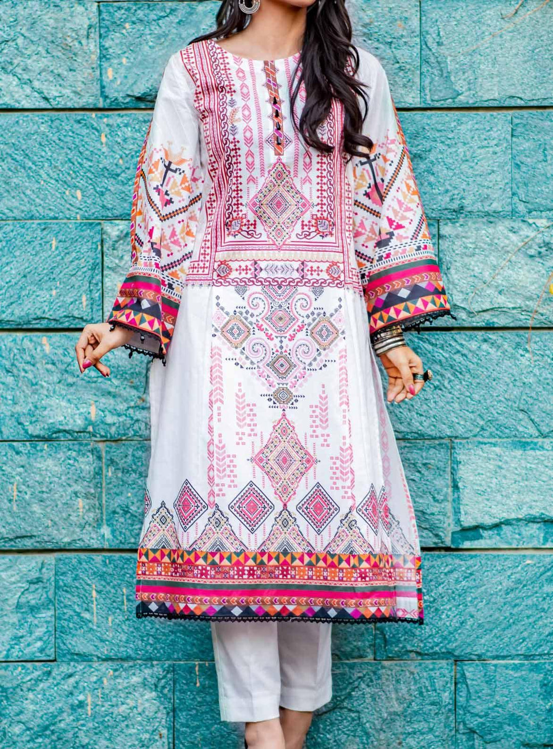 Mizaj Printed Lawn Unstitched Kurti MZ22S S1L-220162 - Summer Collection