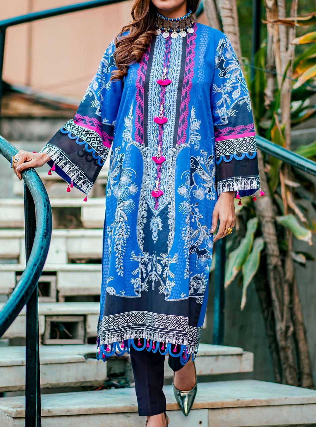 Mizaj Printed Lawn Unstitched Kurti MZ22S S1L-220163 - Summer Collection