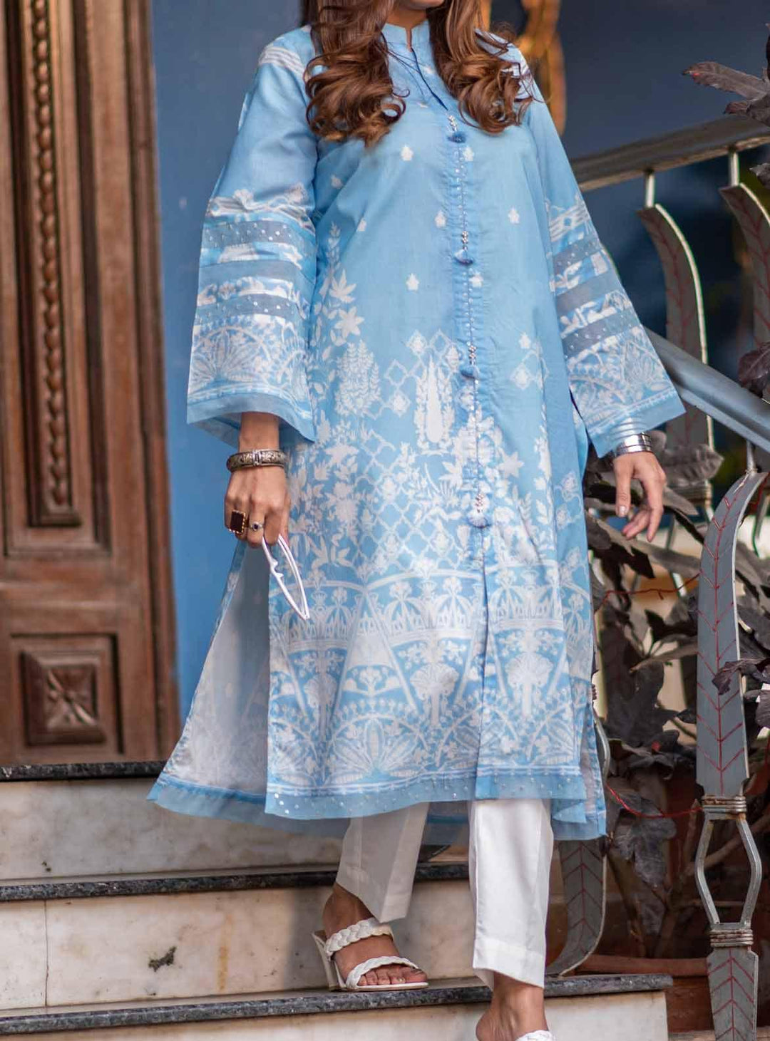 Mizaj Printed Lawn Unstitched Kurti MZ22S S1L-220170 - Summer Collection