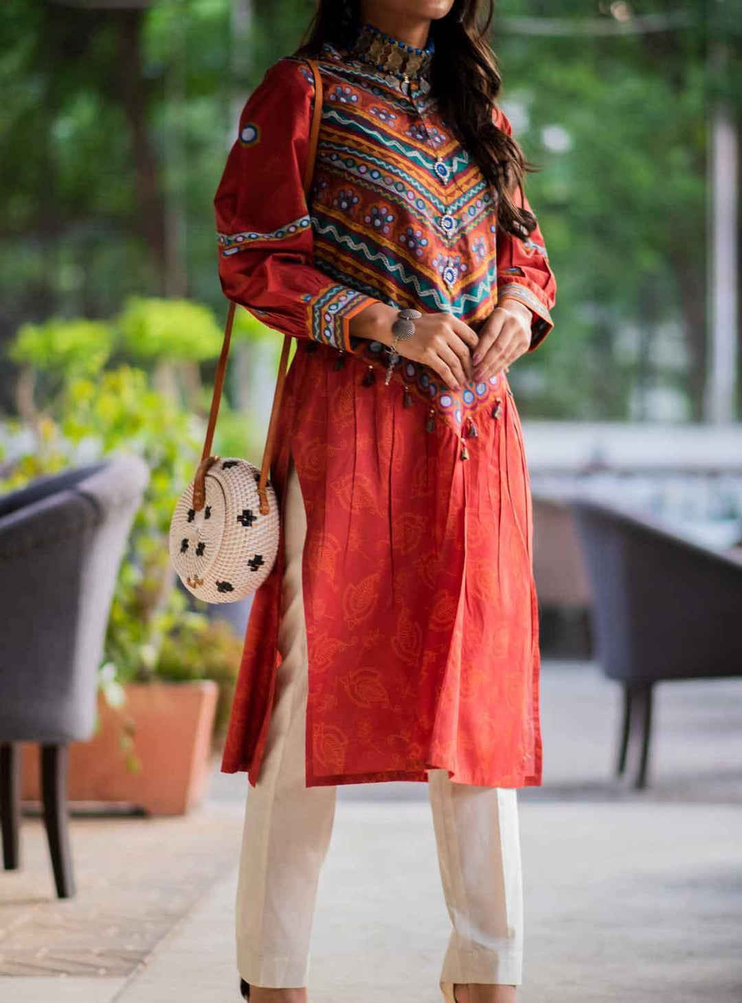 Mizaj Printed Lawn Unstitched Kurti MZ22S S1L-220172 - Summer Collection