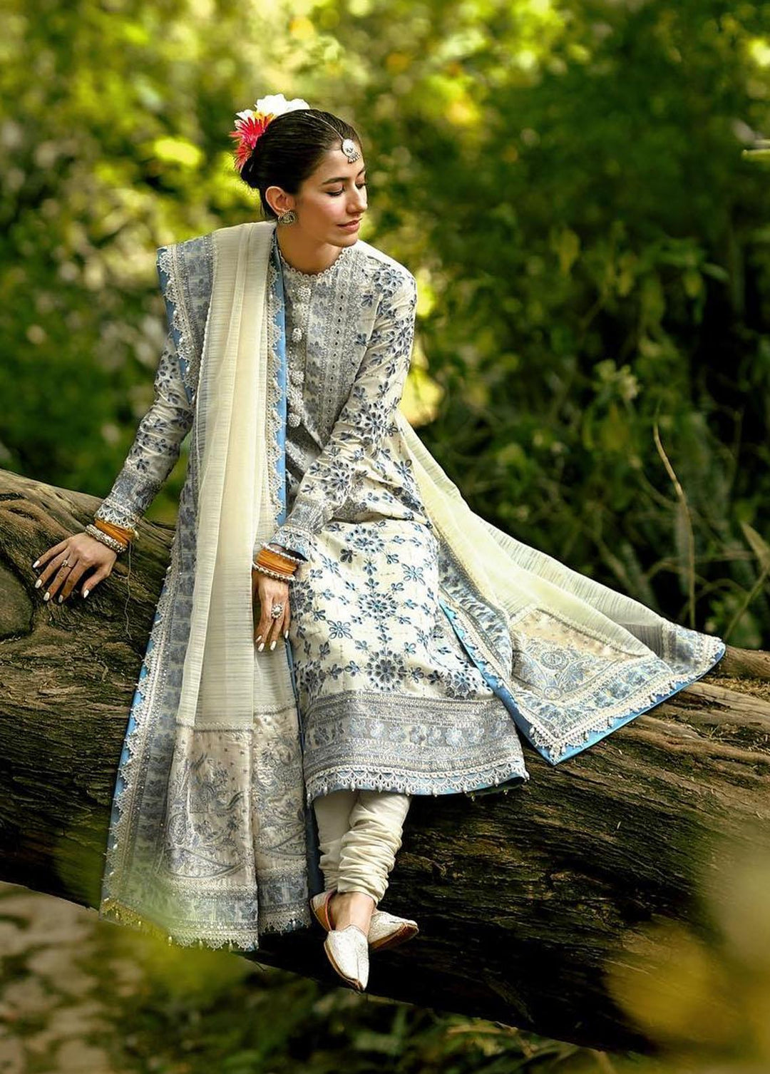 Baad-e-Nau Bahaar By MNR Embroidered Lawn Suits Unstitched 3 Piece MNR23BN Motia - Eid Collection