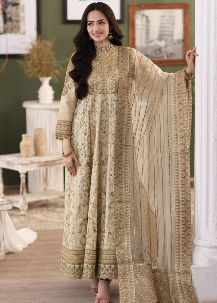 Mohagni Pret Embroidered Raw Silk 2 Piece Suit MGS-10 NAWARA