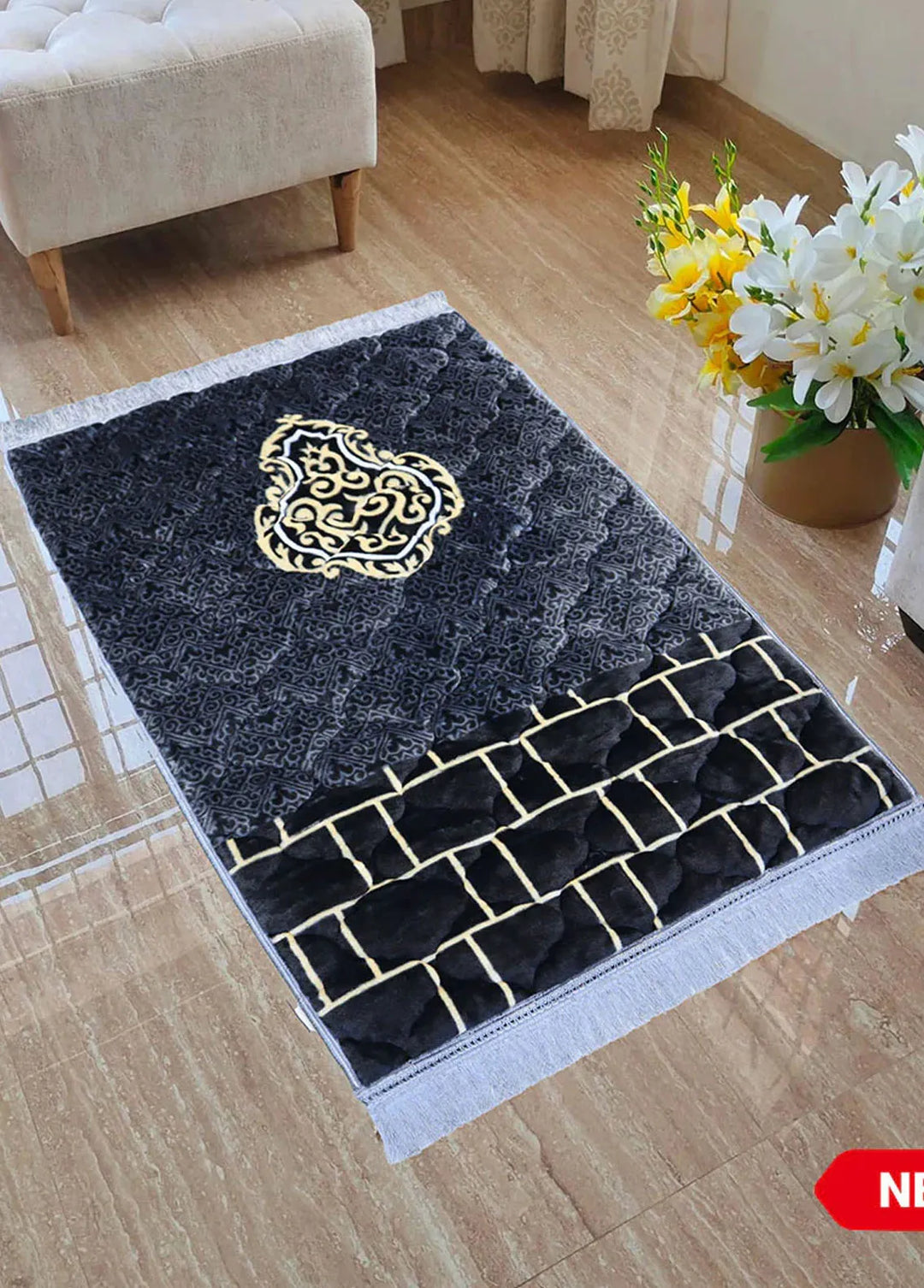 Plush Mink Mughal Janamaz Printed Prayer Mat- Qibla Black