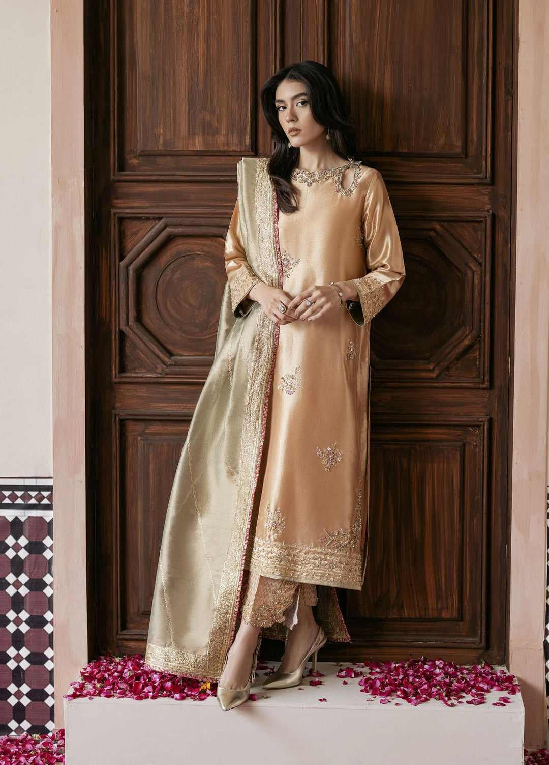 Mushq Luxury Pret Embroidered Tissue Silk 3 Piece Dress MQ22SN MSP22-06 Parisa