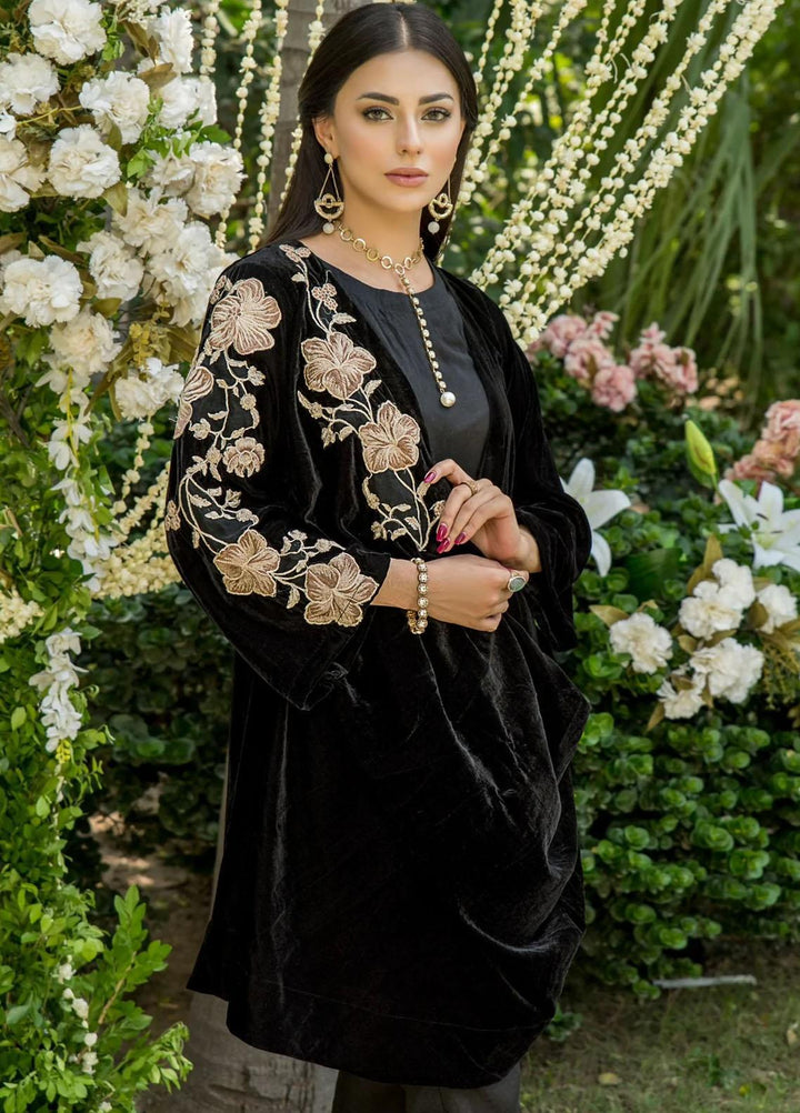 Naayas Pret  Velvet Jacket NA22ELV BLACK WRAP
