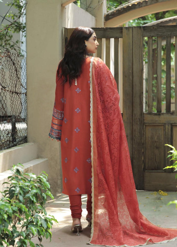 Nuray-e-Nazar by Parishay Embroidered Linen Suits Unstitched 3 Piece PRS22WNN D-10 - Winter Collection