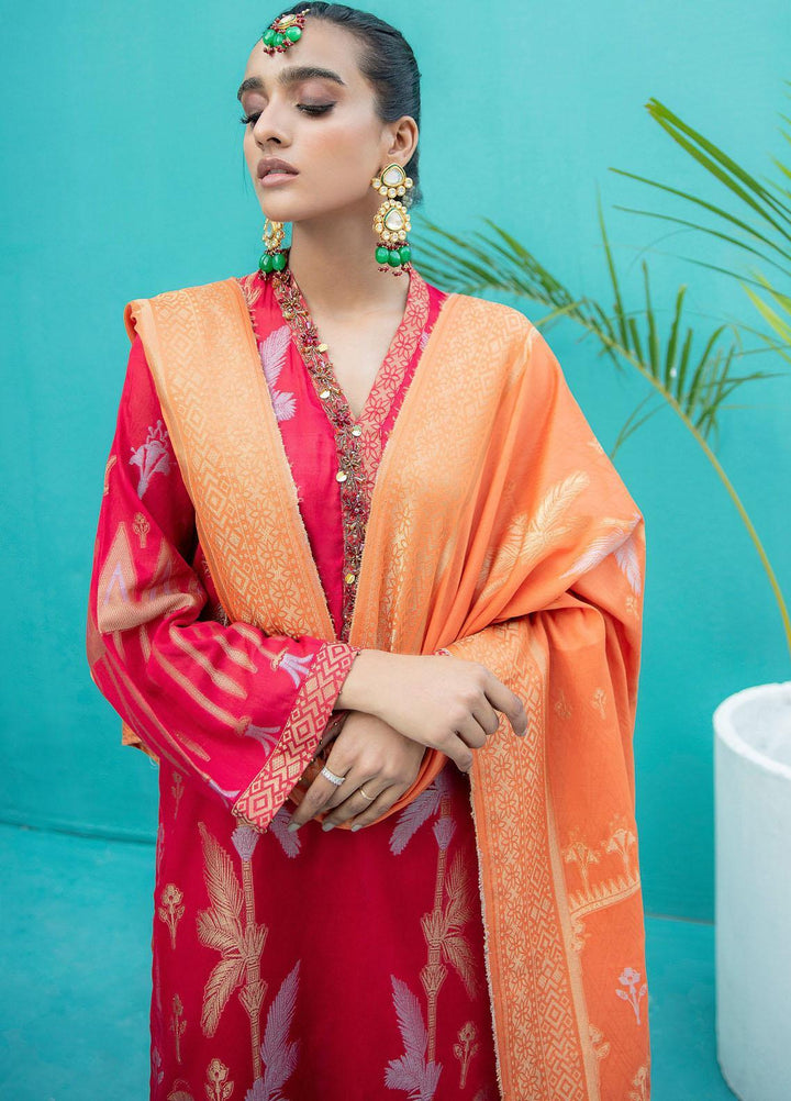 Nureh Luxury Pret Embroidered Lawn 3 Piece Suit NP-99