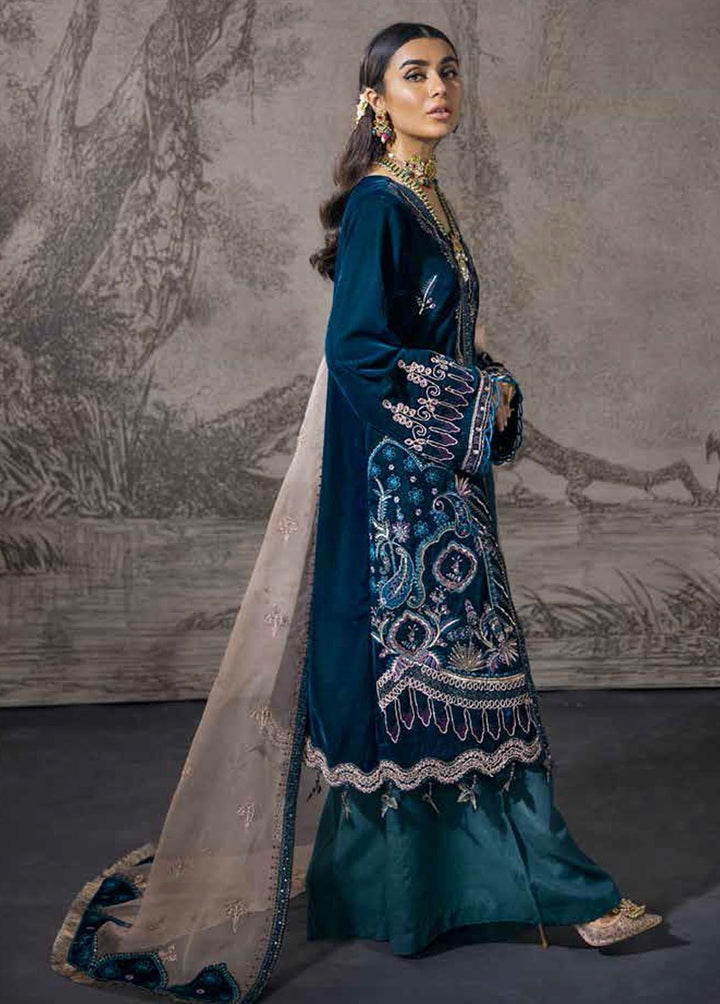 Maya By Nureh Embroidered Velvet Suits Unstitched 3 Piece NU21MV NV-13 Dancing Teal - Winter Collection