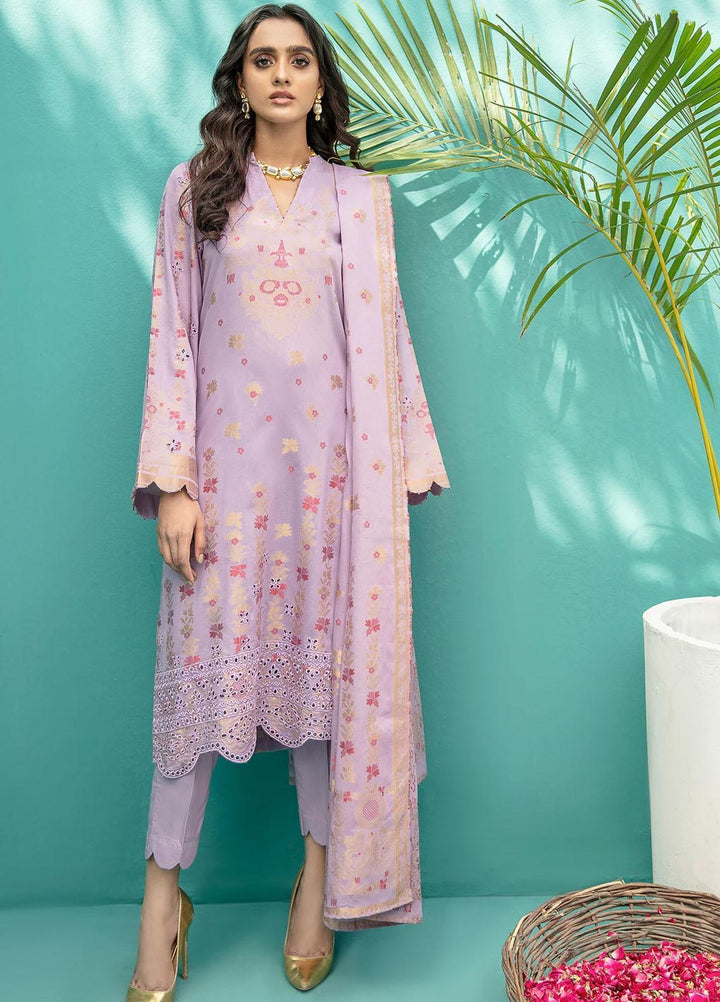 Nureh Pret Formal Lawn 3 Piece NU21F 102 Fariha