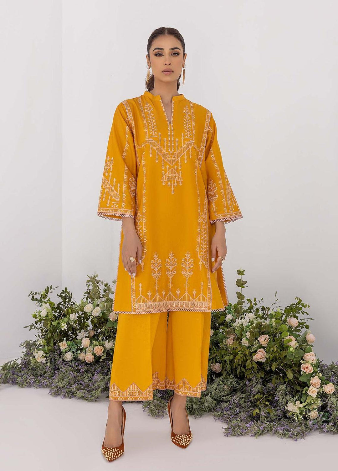 Nuriyaa Pret Lawn 2 Piece Dress NR23LPS Lotus