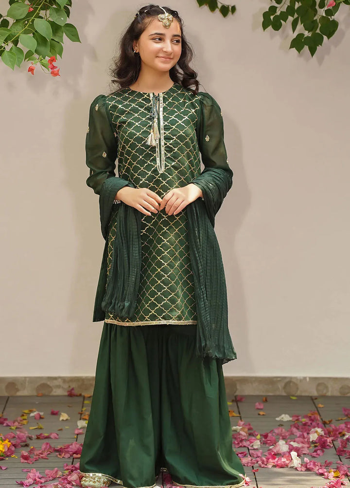 Ochre Pret Embroidered Slub 3 Piece Suit SHD-10