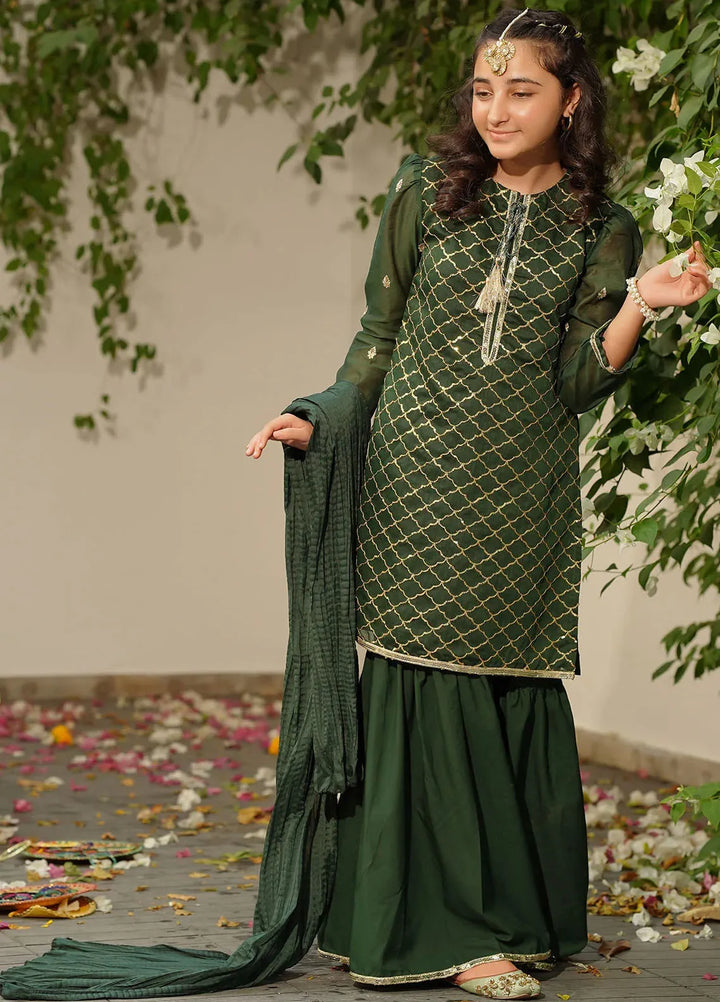 Ochre Pret Embroidered Slub 3 Piece Suit SHD-10