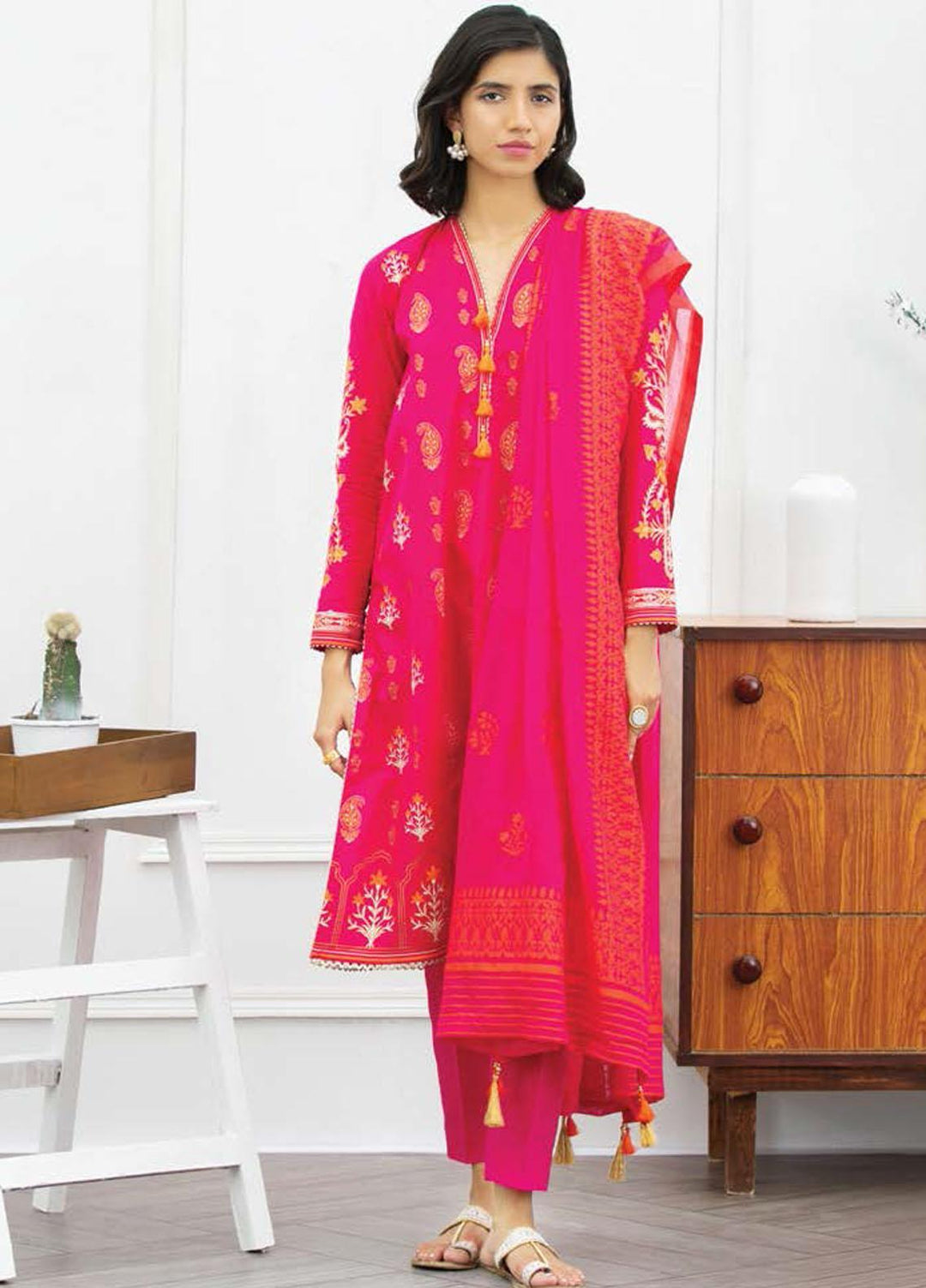Ayeleen By Orient Textile Embroidered Lawn Suits Unstitched 3 Piece OT21A 182 ( PINK ) - Summer Collection