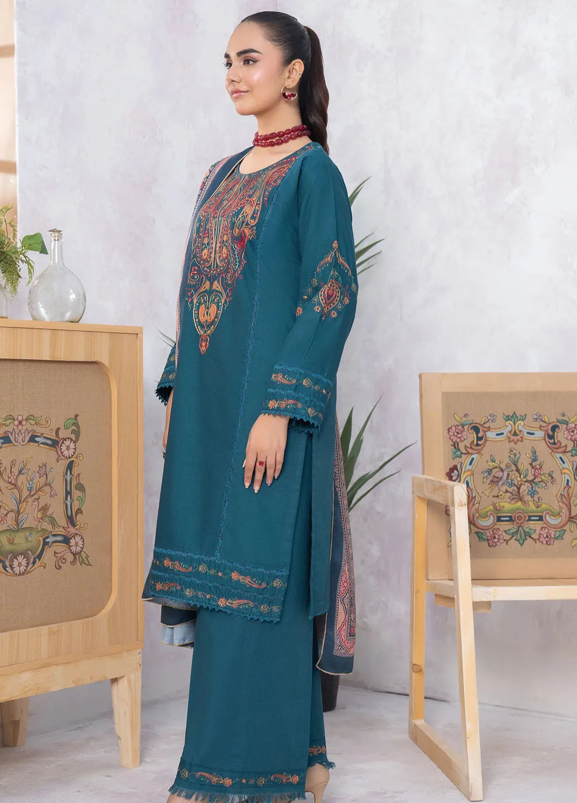 Panache Apparel Pret Embroidered Lawn 2 Piece Suit Roshni